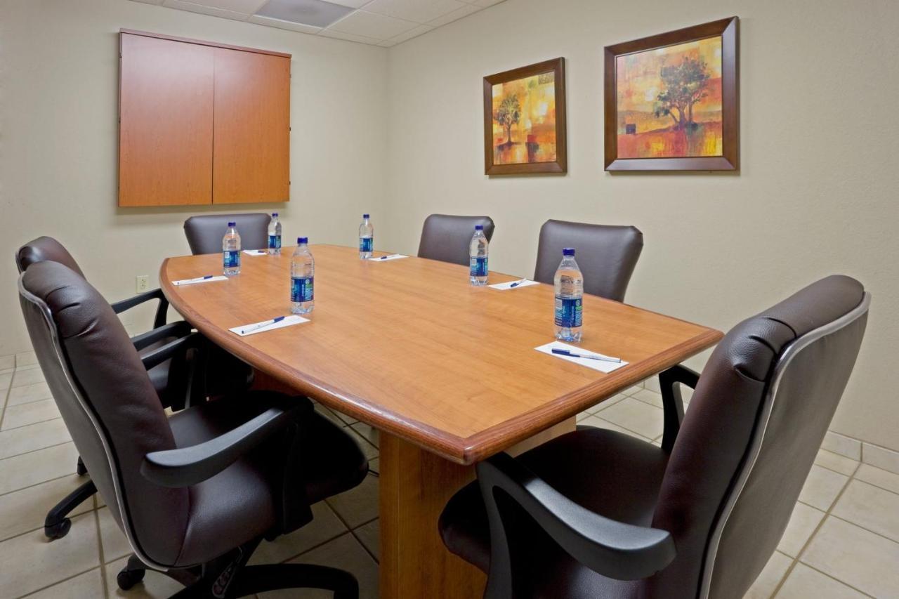 Candlewood Suites Bordentown-Trenton By Ihg Zewnętrze zdjęcie